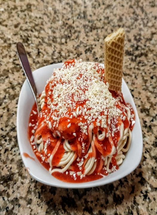 Eiscafé De Pellegrin Gelateria Zoldana